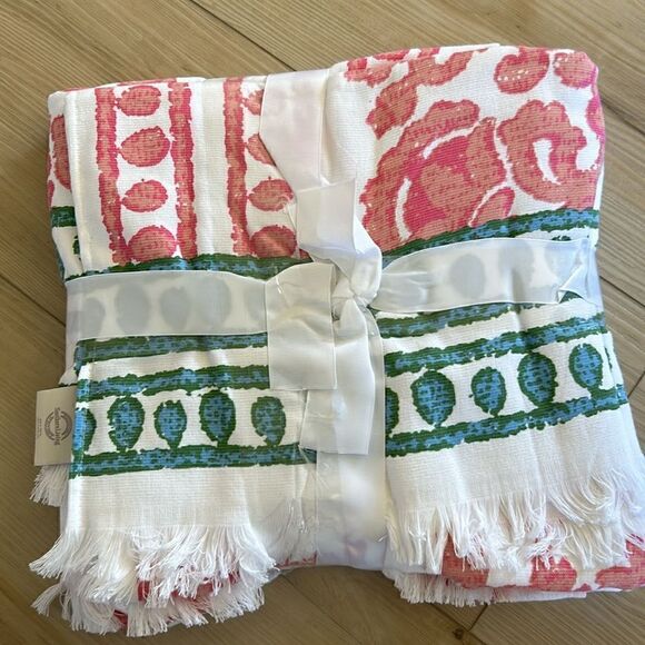 Southern Living x Nellie Howard Ossi Collection Print Beach Towel, NWT - Picture 3 of 7